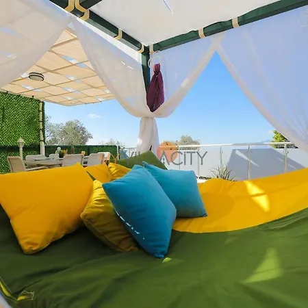 别墅 With Pool And Nature View Islamlar (Mediterranean)