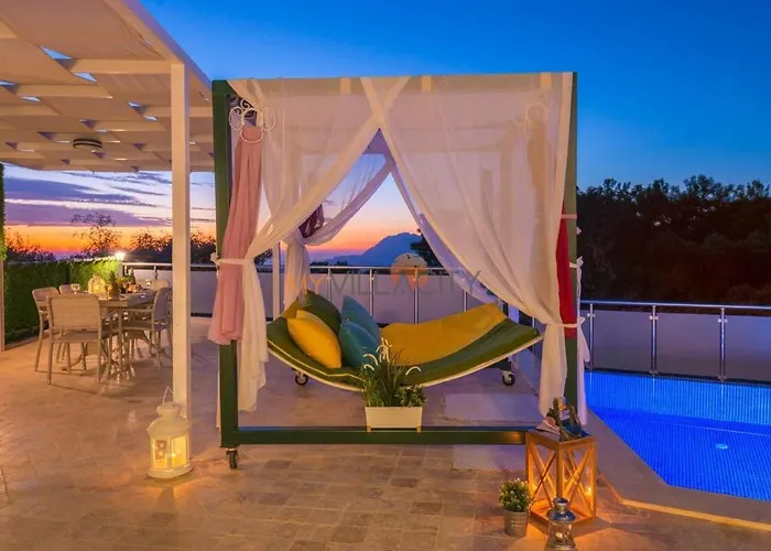 Вилла With Pool And Nature View *